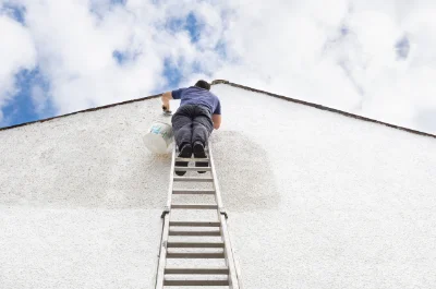 Peinture extérieure à la Calotterie — façades et ravalement